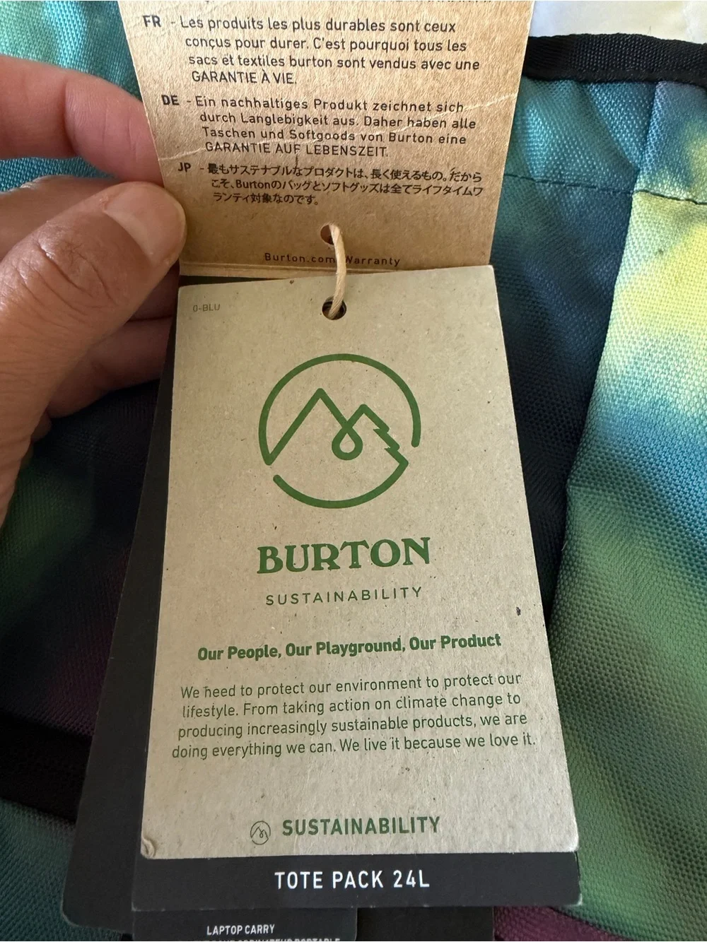 NEW with tags Burton Tote Pack 24L bag featuring a vibrant, multicolored